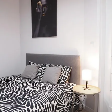 Sleep A51 Apartman Varsó